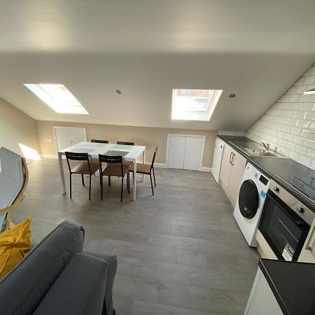 Stunning 1 Bedroom Flat In Wood Green London Kültér fotó