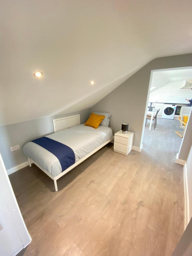 Stunning 1 Bedroom Flat In Wood Green London Kültér fotó