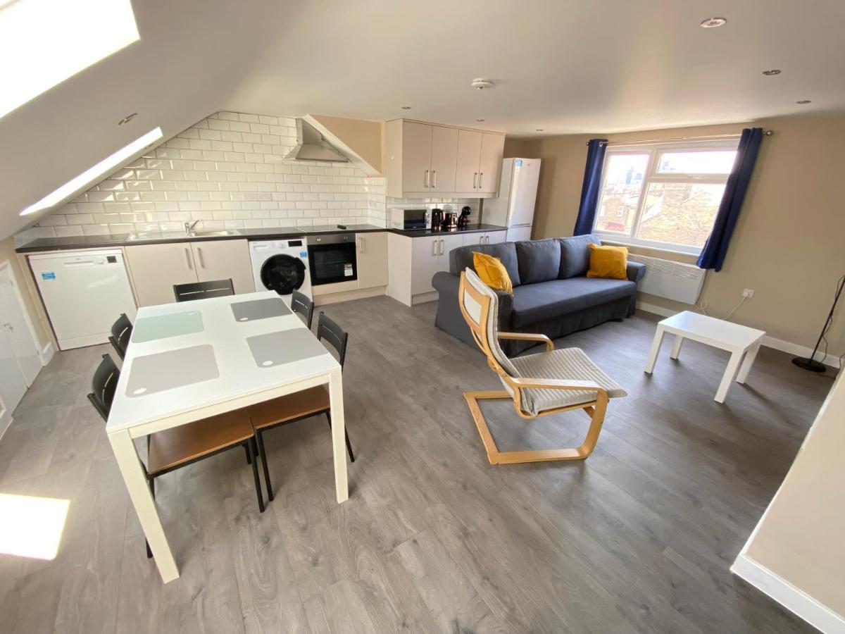 Stunning 1 Bedroom Flat In Wood Green London Kültér fotó